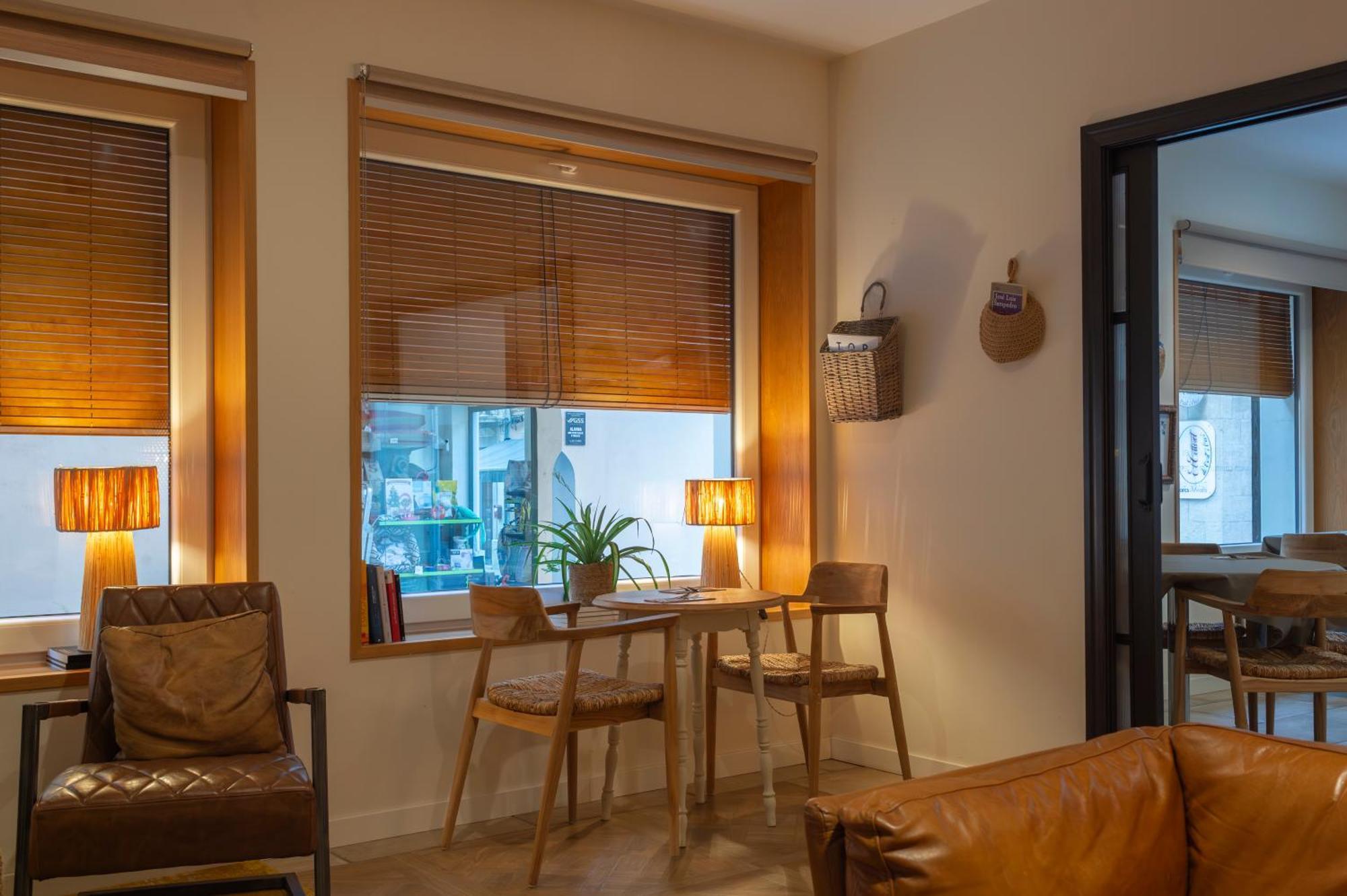 Hostal Boutique Es Portalet Сан Фелиу де Гиксолс Екстериор снимка
