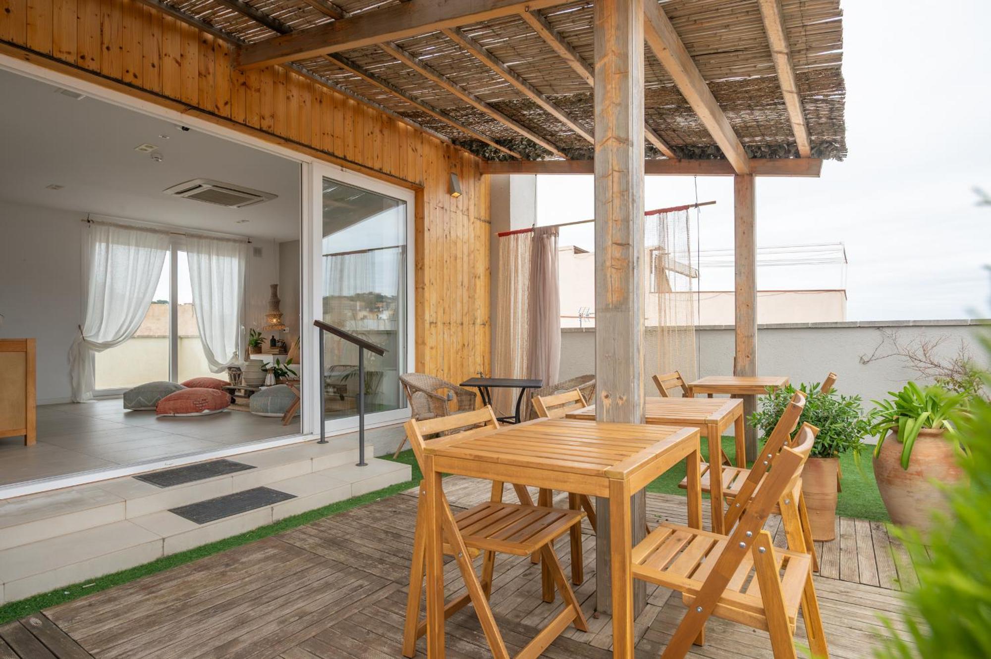 Hostal Boutique Es Portalet Сан Фелиу де Гиксолс Екстериор снимка